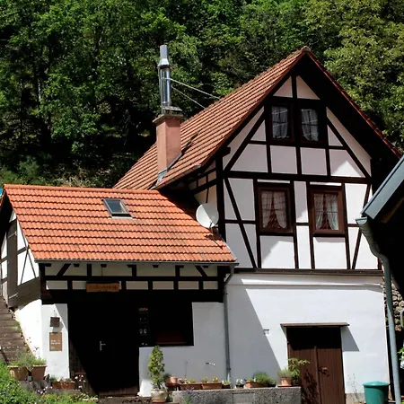 Separates Speicherhaeusle Auf Dem Hasenhof Mit Eigener Terrasse Mit Grill, Kachelofen, Wlan Holiday home